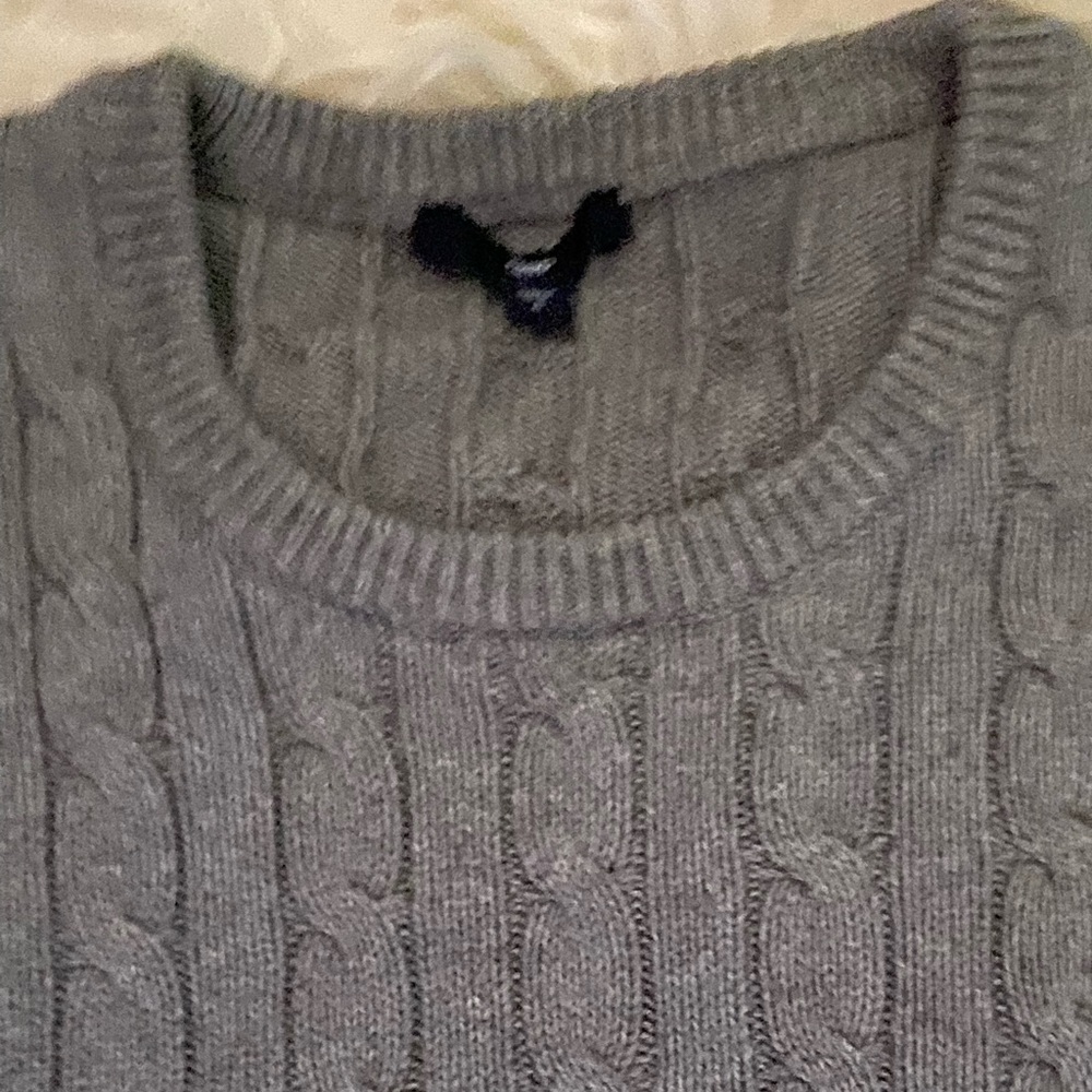 GAP Men’s Gray Cable Knit Thick Cotton Crewneck Fisherman’s Pullover Swe… - Picture 5 of 8
